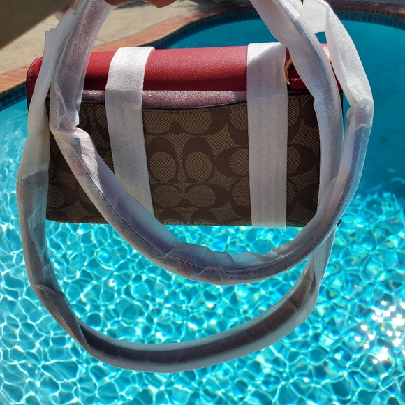 ❤️ NWT COACH Tilly Satchel 23 Red - Picture 9 of 9